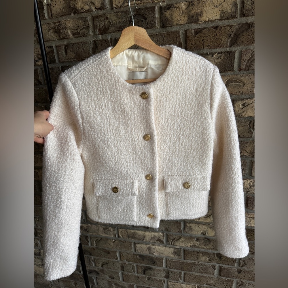 Abercrombie & Fitch White Bouclé Wool Blend Cropped Jacket Gold Buttons Size M - Picture 5 of 13